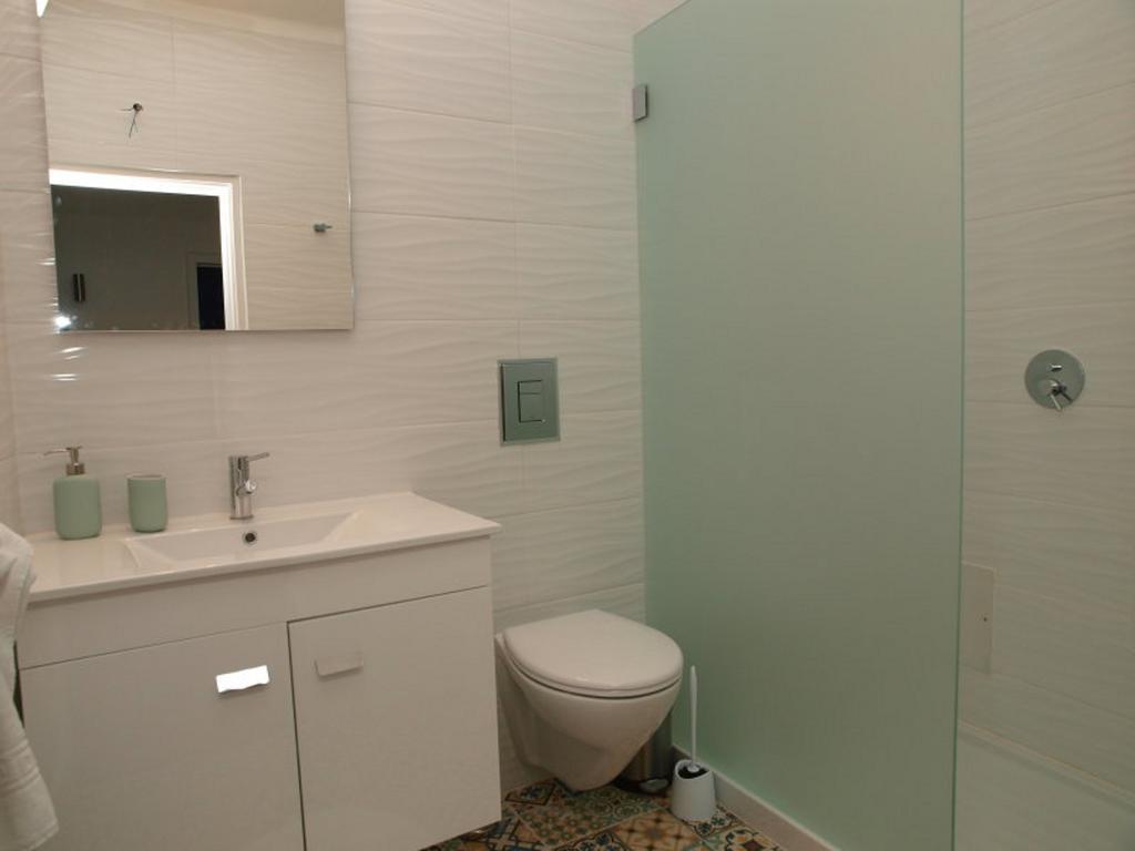 Henri'S Apartments - City Centre ลากอส ภายนอก รูปภาพ