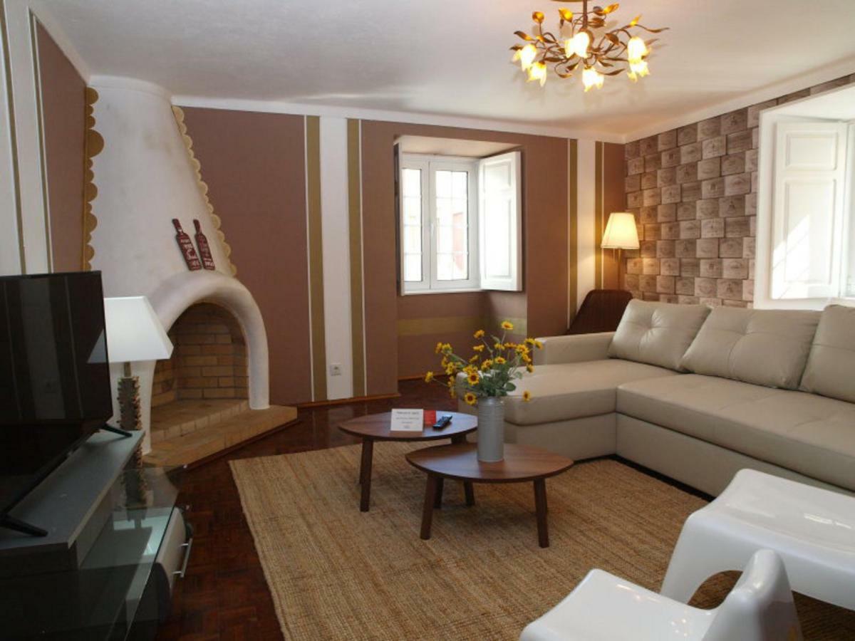 Henri'S Apartments - City Centre ลากอส ภายนอก รูปภาพ